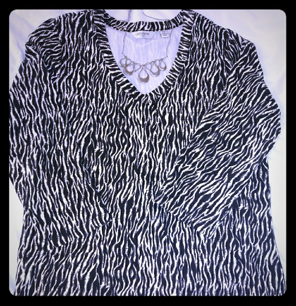 Liz Claiborne 3/4 Sleeve Top